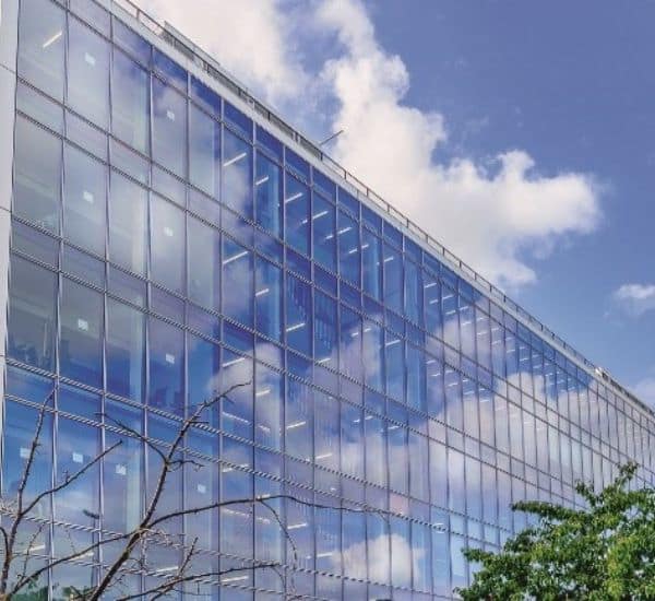 Premier immeuble de bureaux E+/C- de plus de 20 000 m² livré en France